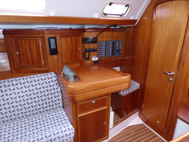 Dufour 35 - 24.JPG